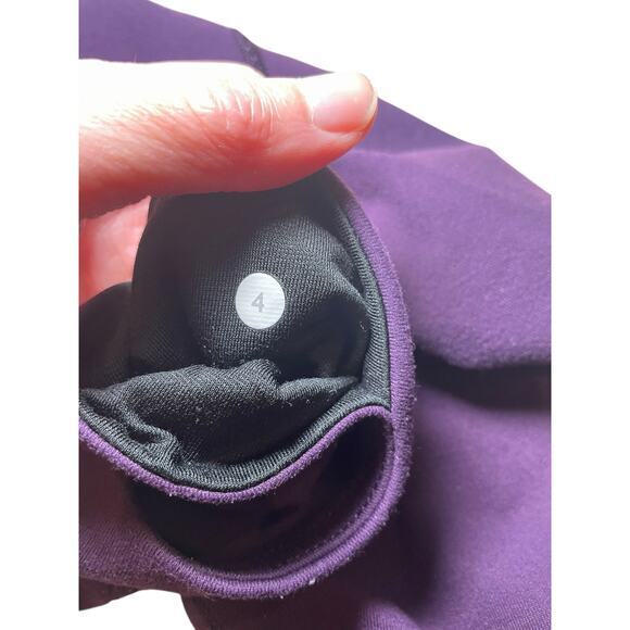Lululemon Women 4 Wunder Under Crop Leggings Style Color Plum, Solid Purple - Picture 8 of 13